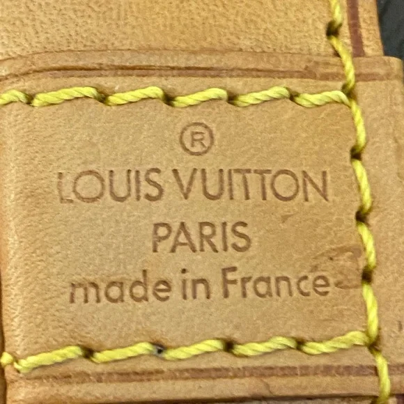 ❤️LV ALMA PM MONOGRAM❤️ - Picture 8 of 16